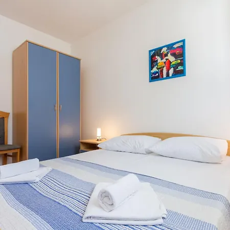 Apartment Mw, Plavi Baska (Krk)